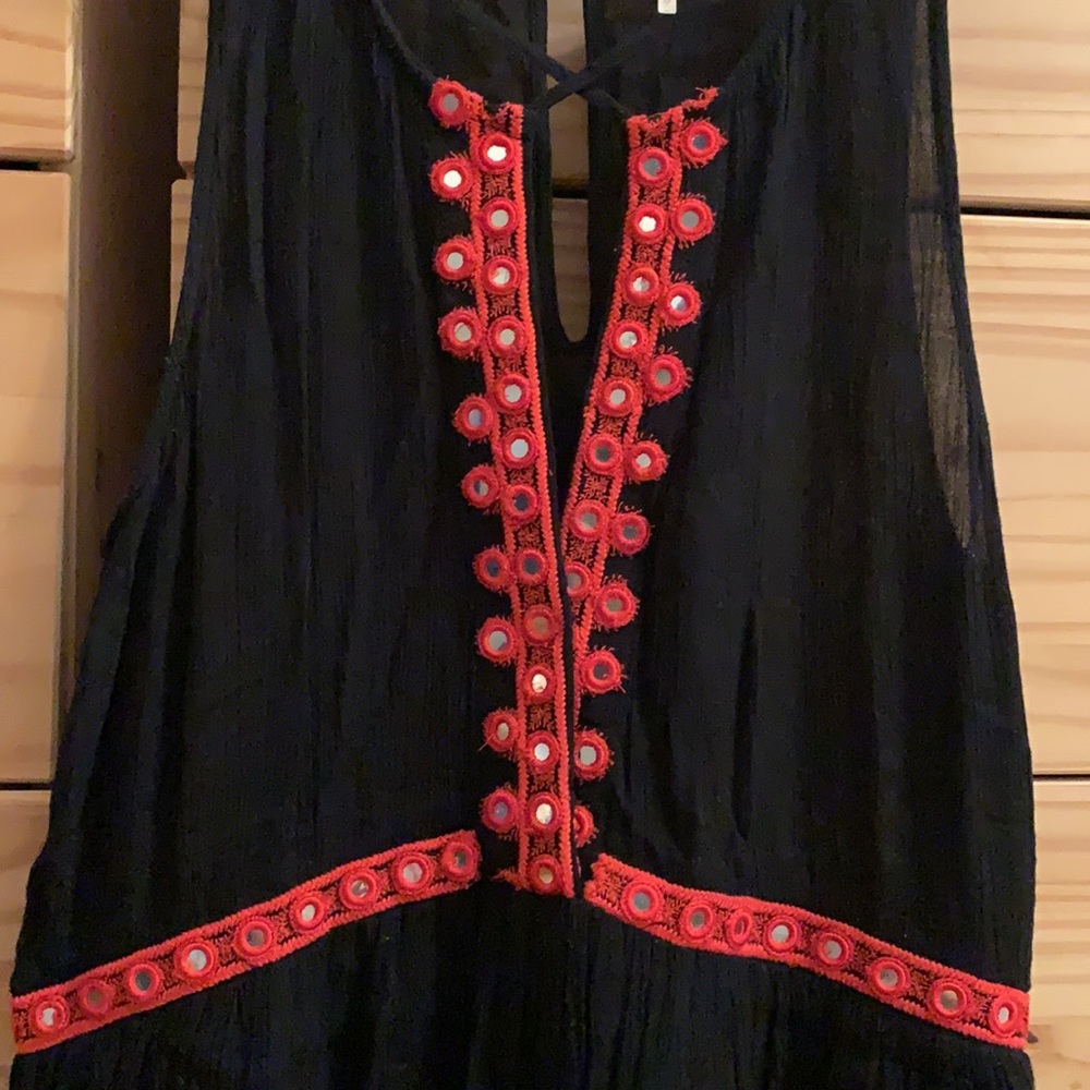 Romper - Picture 2 of 3
